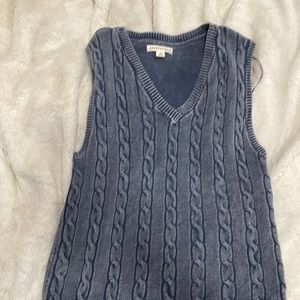 Aeropostale cozy sweater vest